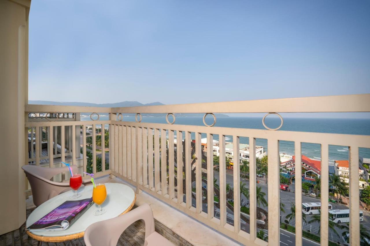Bluesun Danang Beach Hotel Bagian luar foto