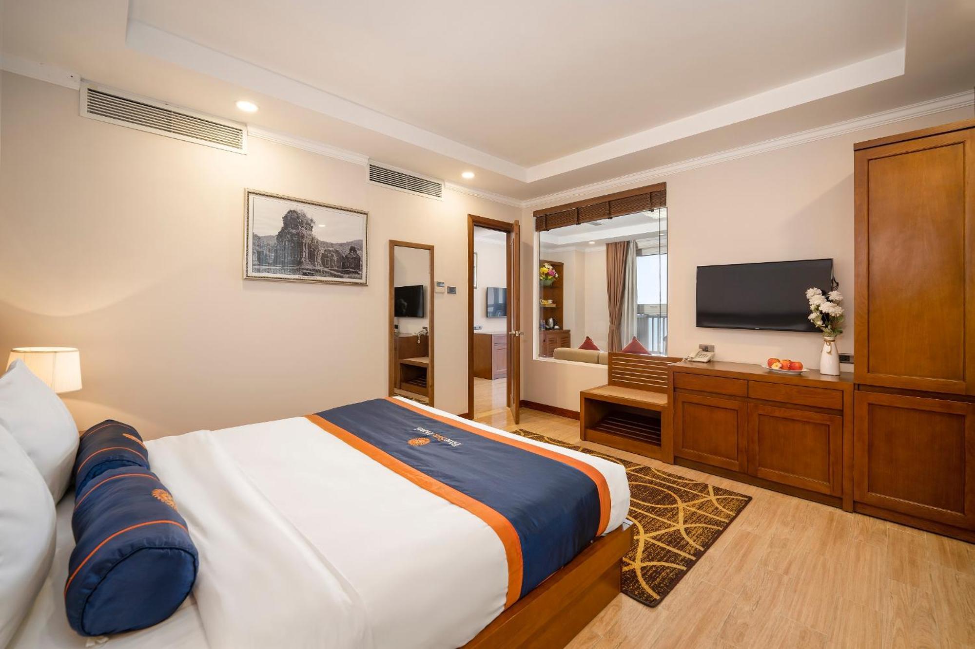 Bluesun Danang Beach Hotel Bagian luar foto