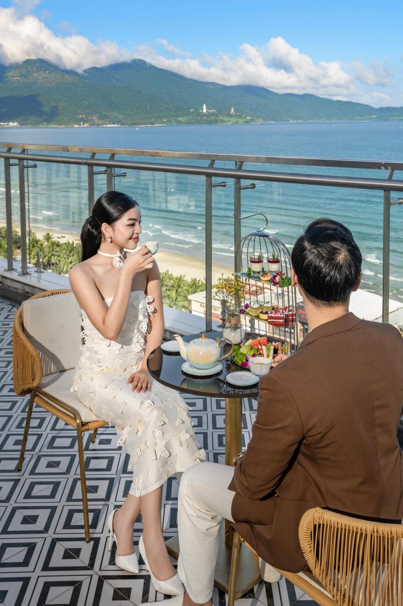 Bluesun Danang Beach Hotel Bagian luar foto