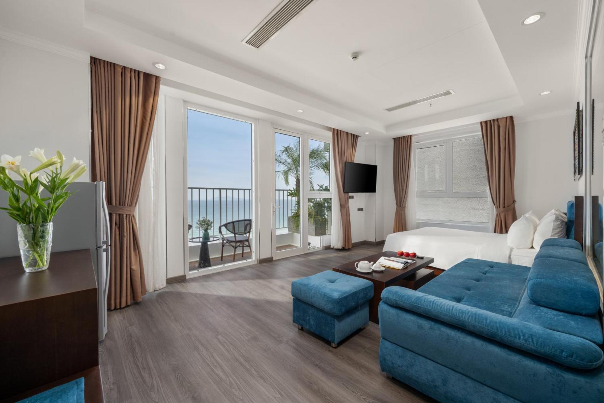 Bluesun Danang Beach Hotel Bagian luar foto