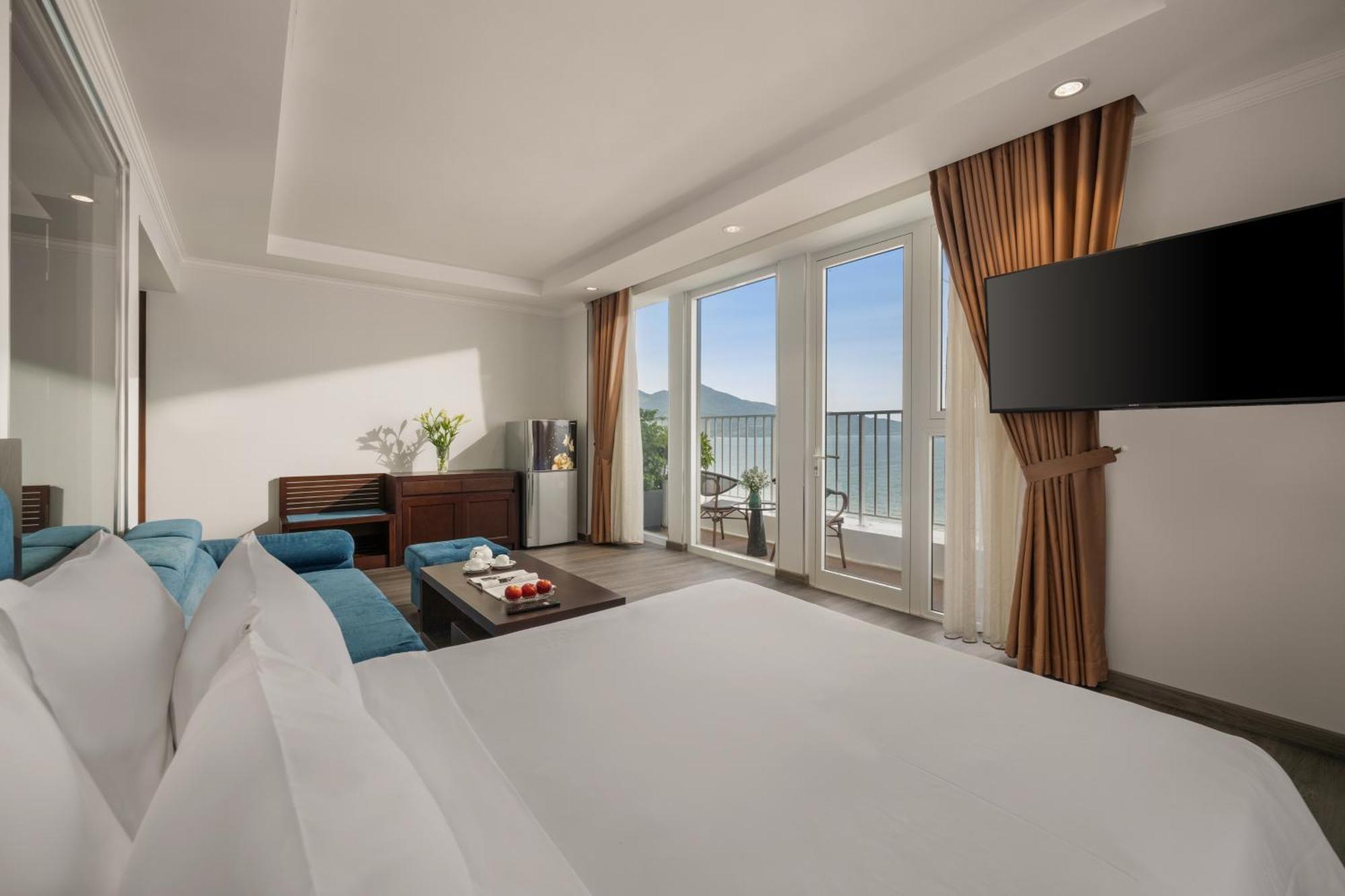 Bluesun Danang Beach Hotel Bagian luar foto
