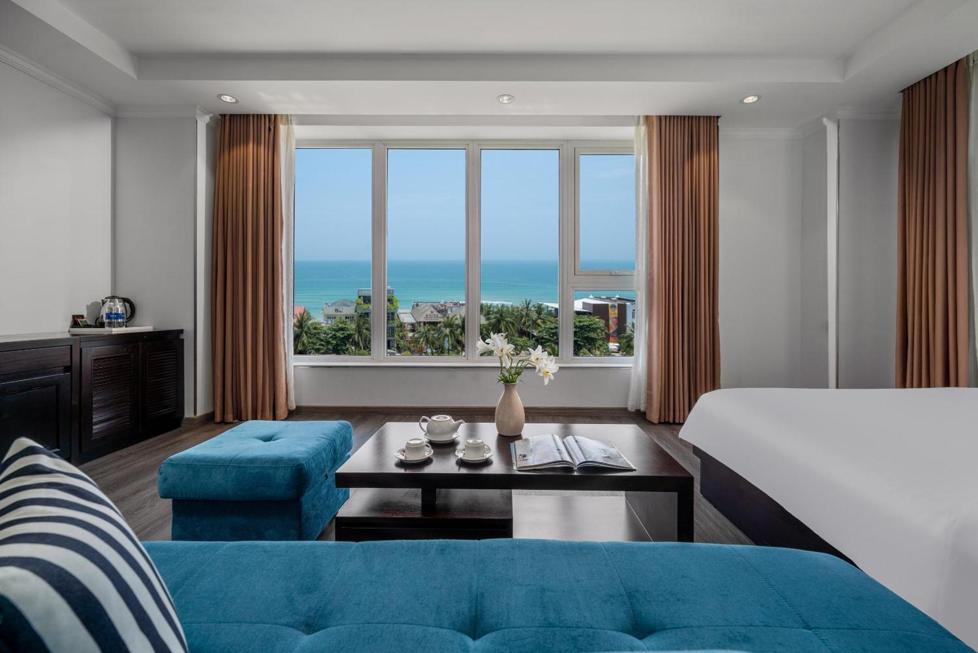 Bluesun Danang Beach Hotel Bagian luar foto