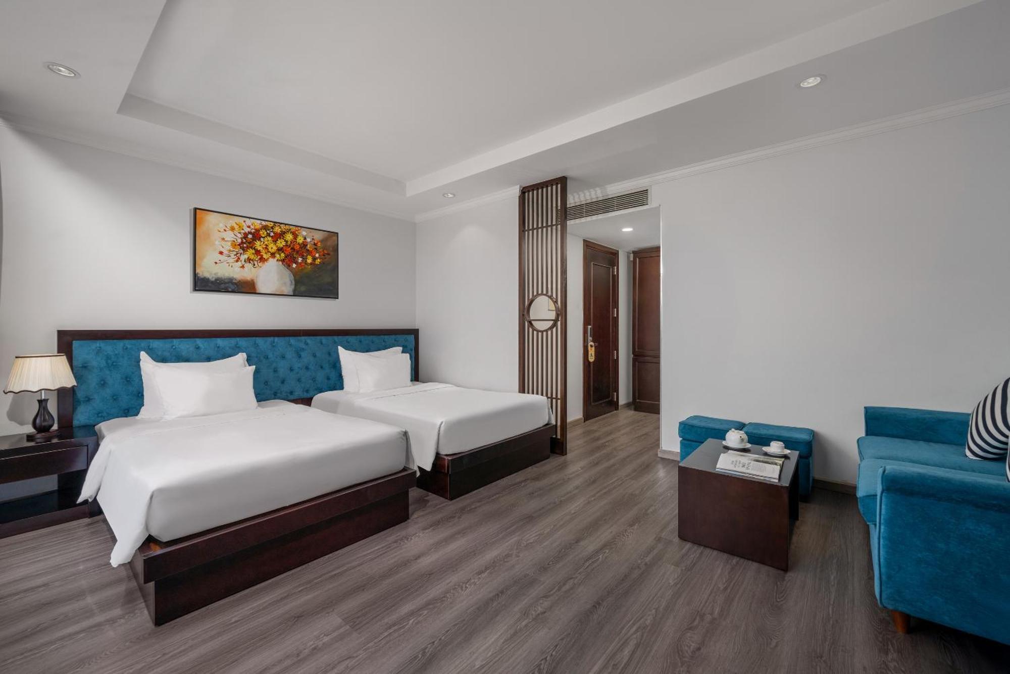 Bluesun Danang Beach Hotel Bagian luar foto